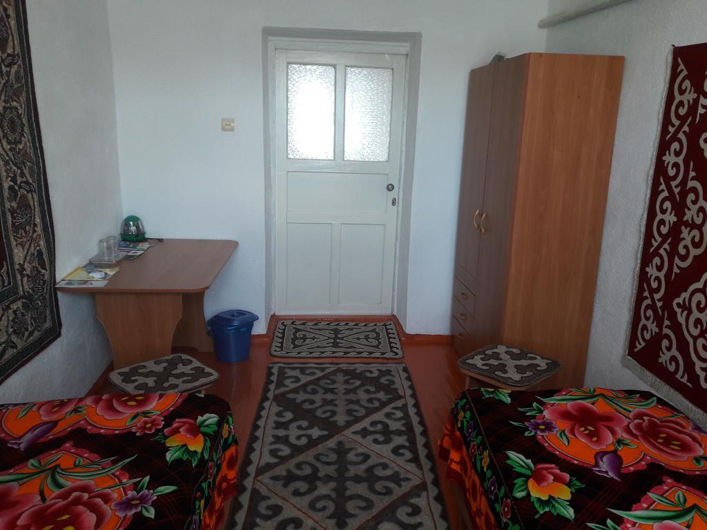 Guest House Baytur Kochkor Dış mekan fotoğraf